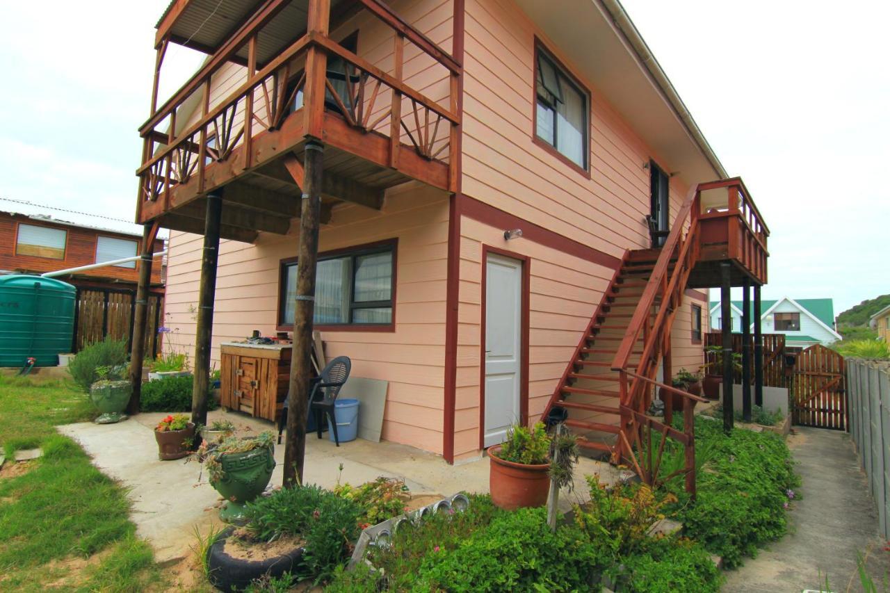 Sea & Lakes Self-Catering Wilderness Bagian luar foto